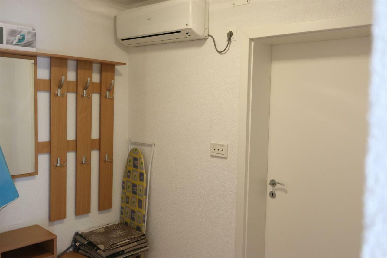 Apartments Hodzic Šilo Buitenkant foto
